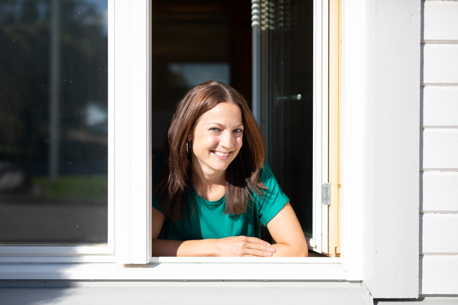 <span id="hs_cos_wrapper_name" class="hs_cos_wrapper hs_cos_wrapper_meta_field hs_cos_wrapper_type_text" style="" data-hs-cos-general-type="meta_field" data-hs-cos-type="text" >En ny altandörr som ger värme och mer dagsljus</span>