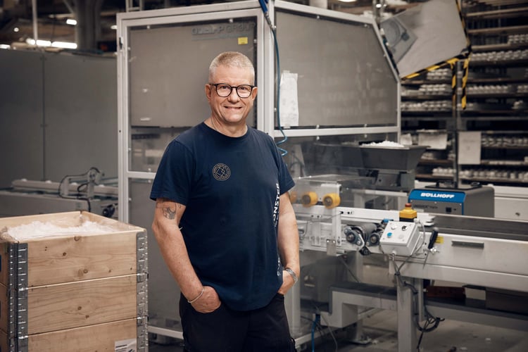 SvFonsterAB_1338-webb